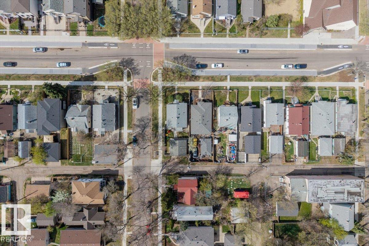 10939 96 ST NW - 26