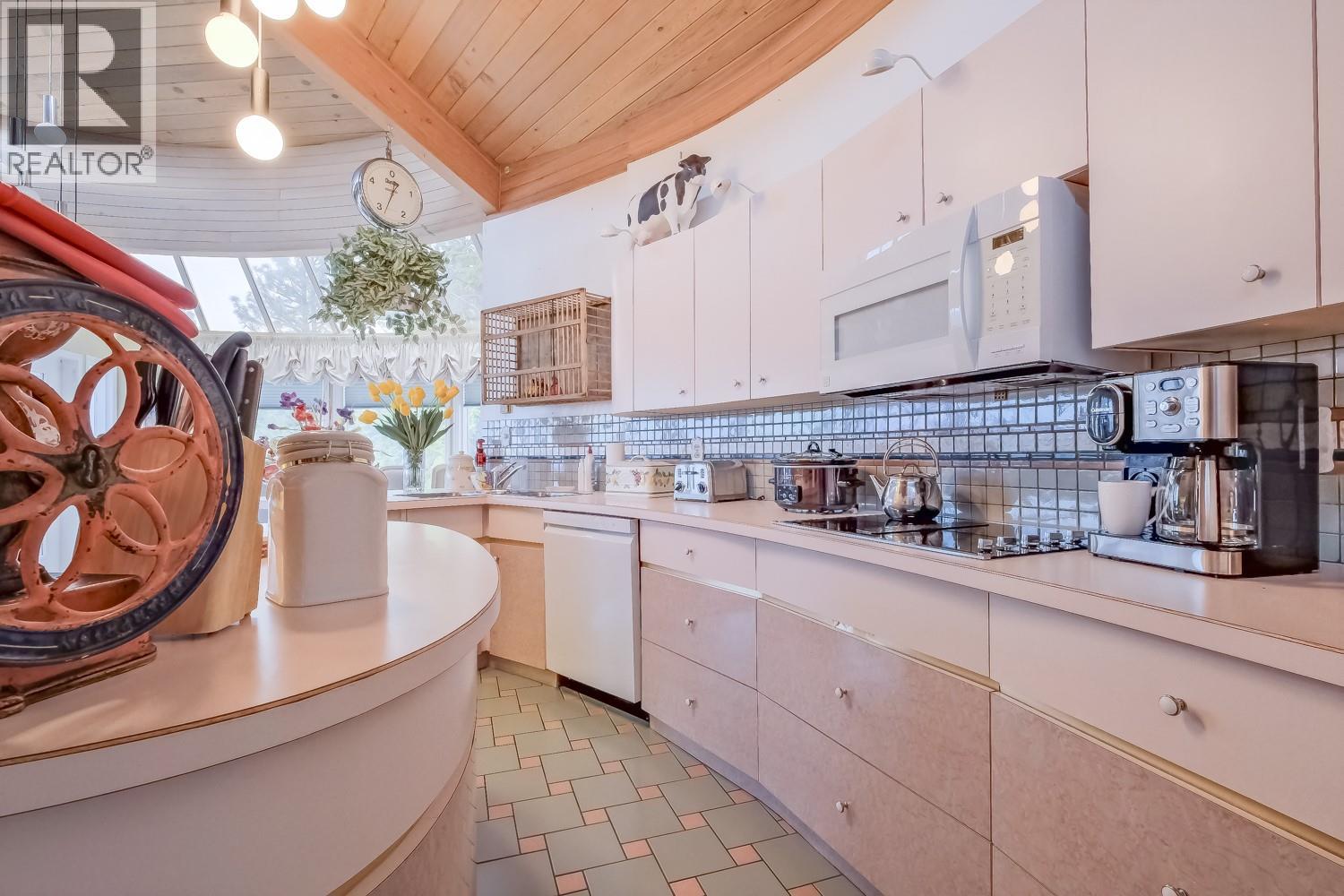 3145 JUNIPER Drive, Penticton