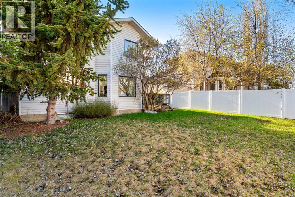 48 Douglas Park Boulevard SE — photo 32