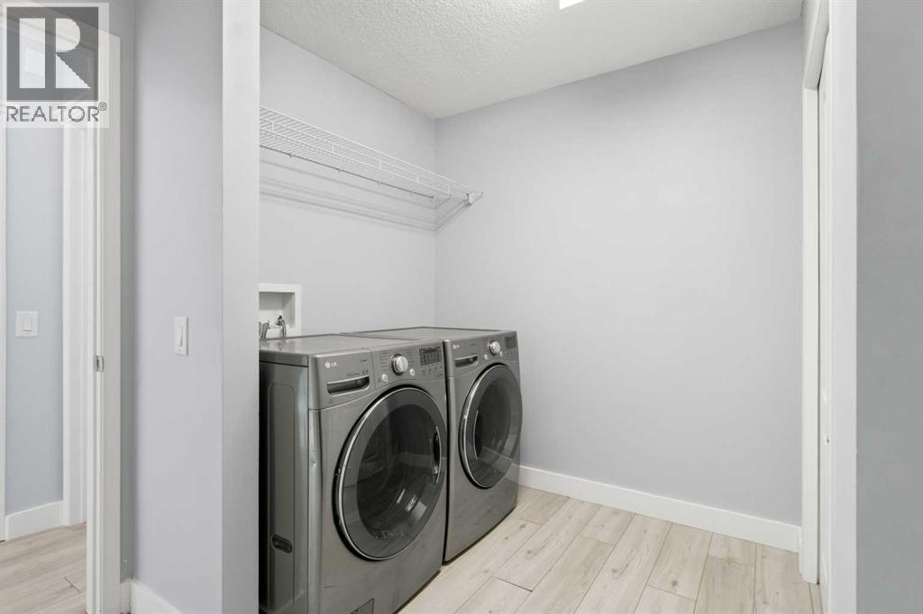 48 Douglas Park Boulevard SE — photo 17