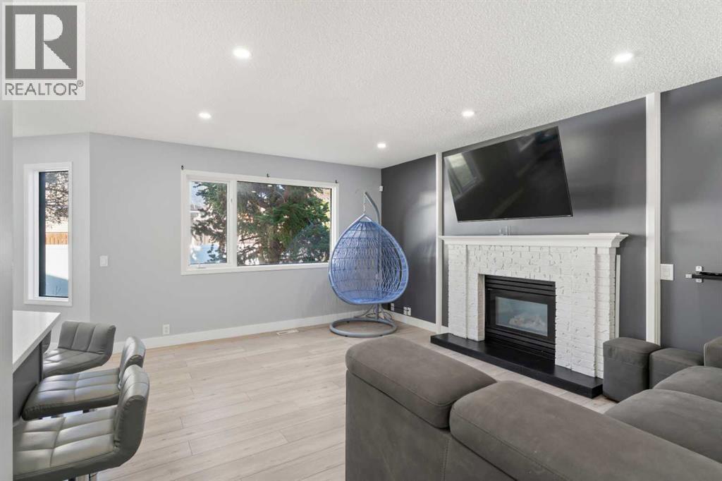 48 Douglas Park Boulevard SE — photo 6