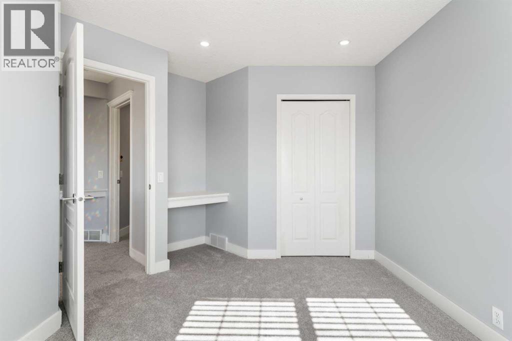 48 Douglas Park Boulevard SE — photo 27