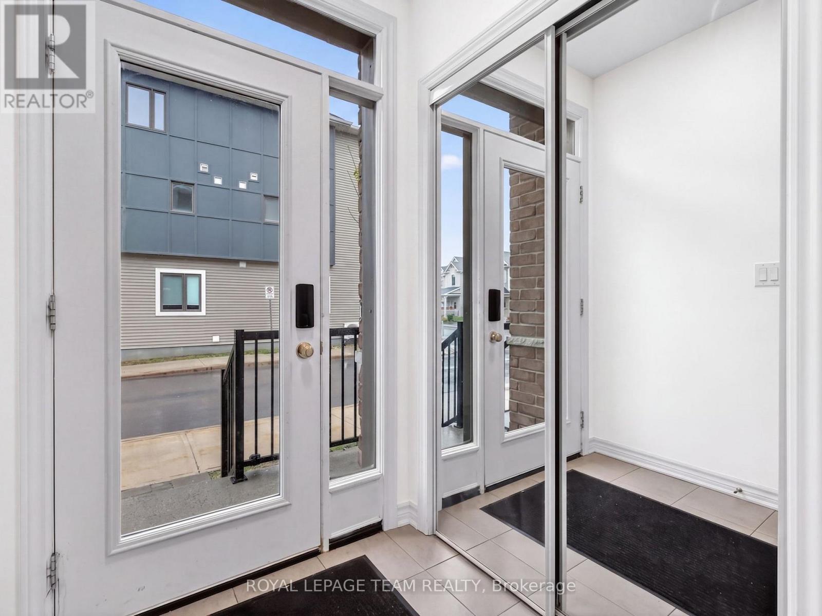 Entryway/Foyer