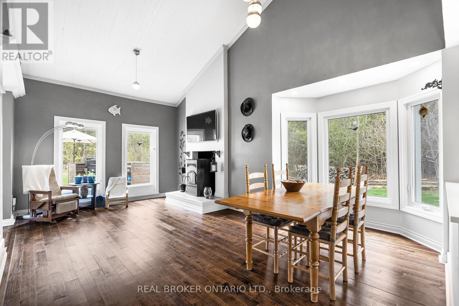 967 UPPER DWYER HILL ROAD - 15