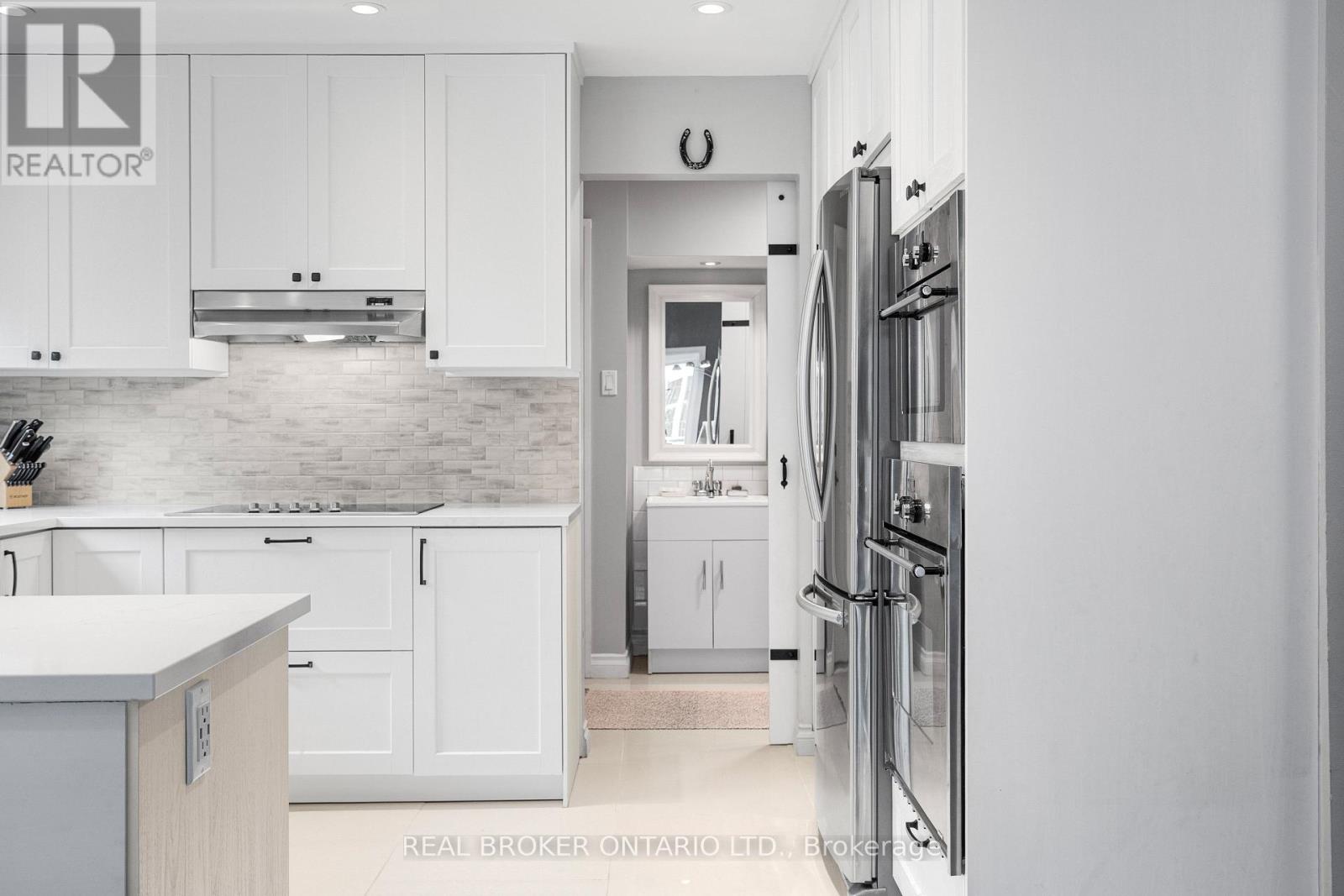 967 UPPER DWYER HILL ROAD - 25