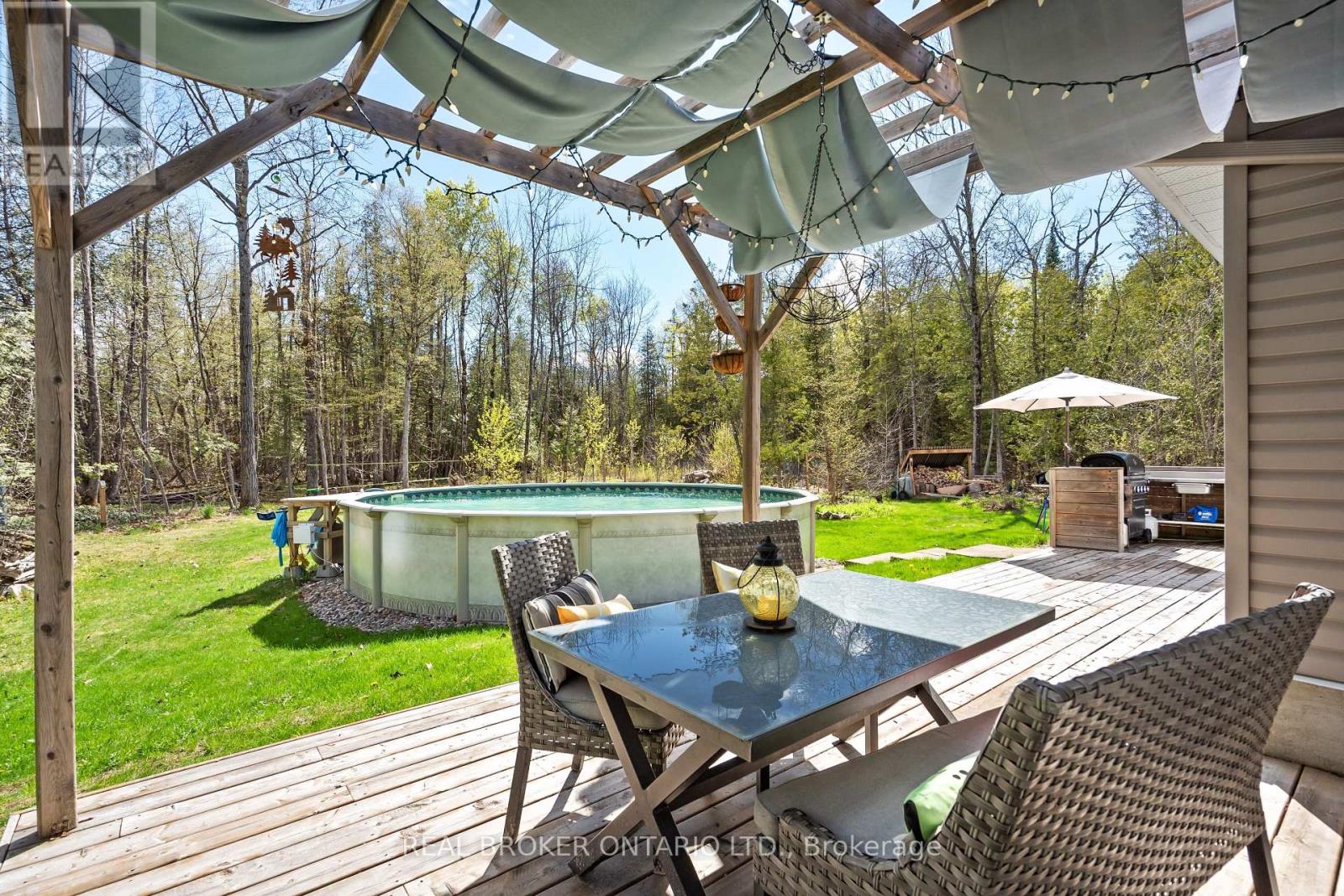 967 UPPER DWYER HILL ROAD - 38