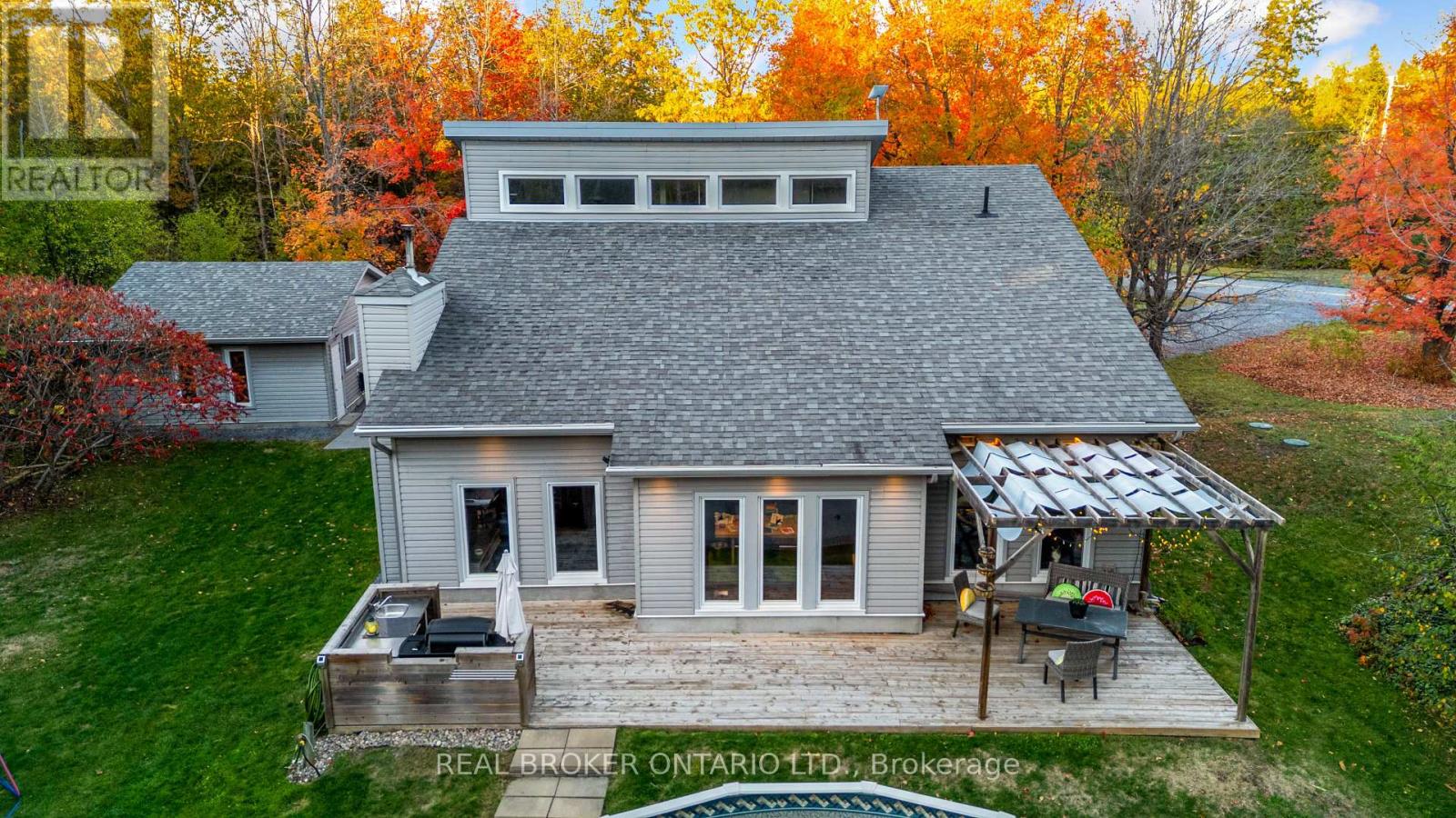 967 UPPER DWYER HILL ROAD - 39
