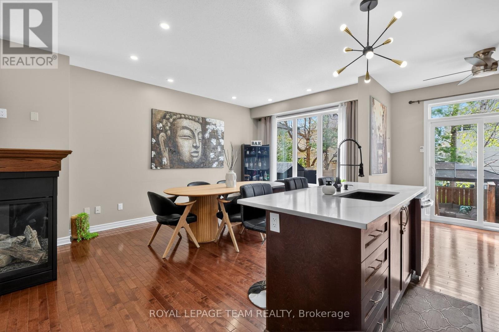 860 WHITE ALDER AVENUE - 15