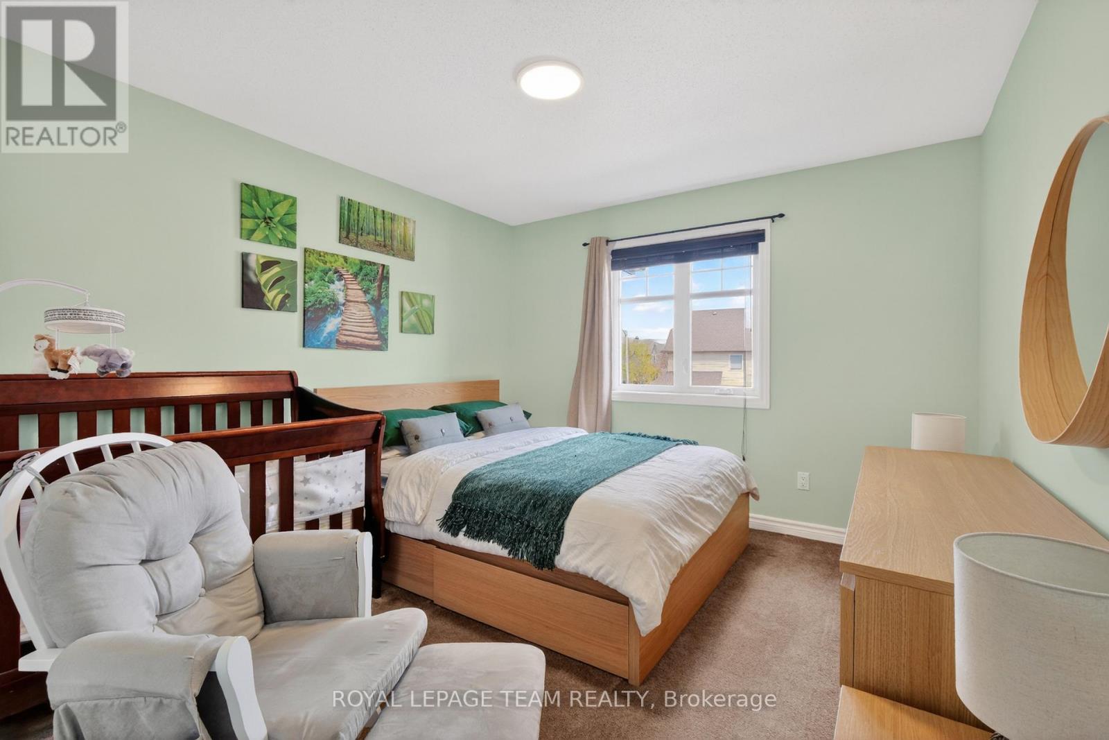 860 WHITE ALDER AVENUE - 22