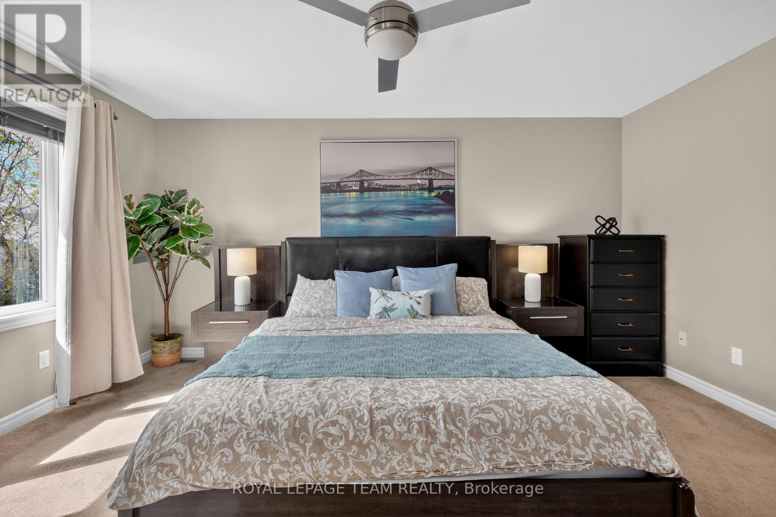 860 WHITE ALDER AVENUE - 28