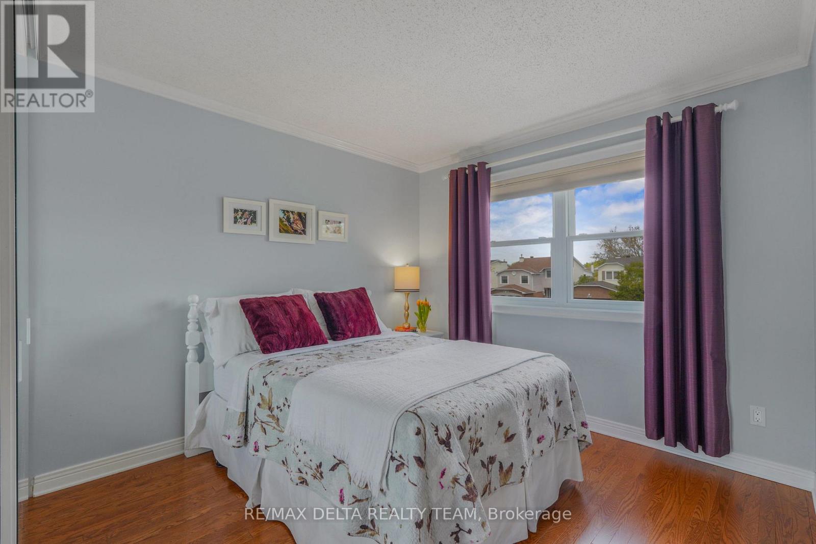1770 SUNVIEW DRIVE - 19