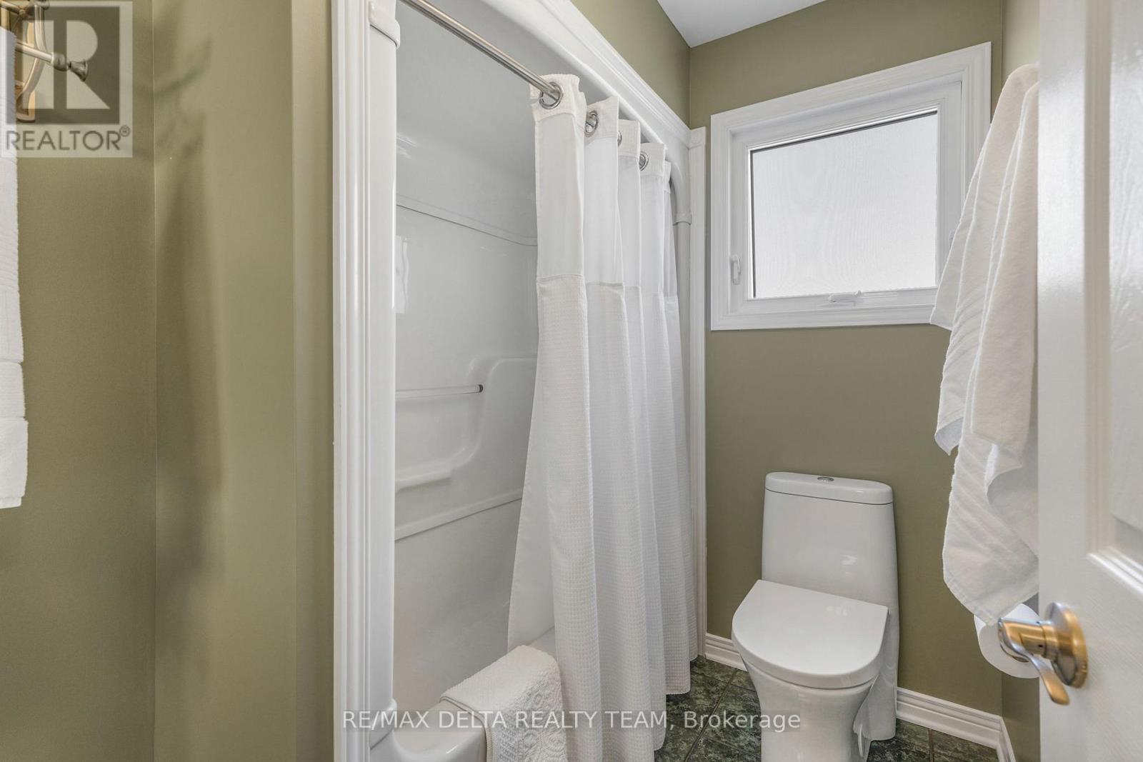 1770 SUNVIEW DRIVE - 24