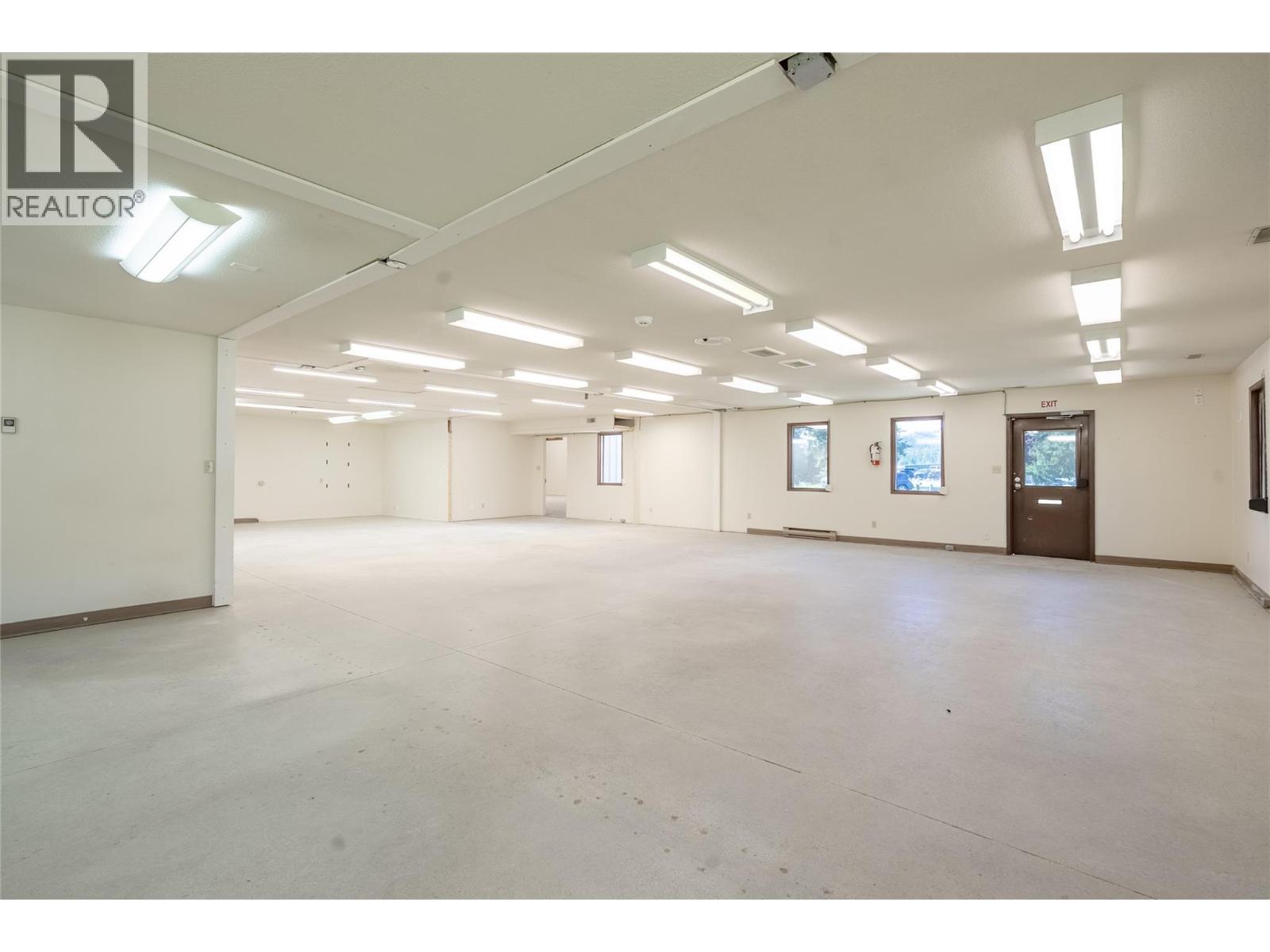  4901 Auto Road Southeast, Salmon Arm