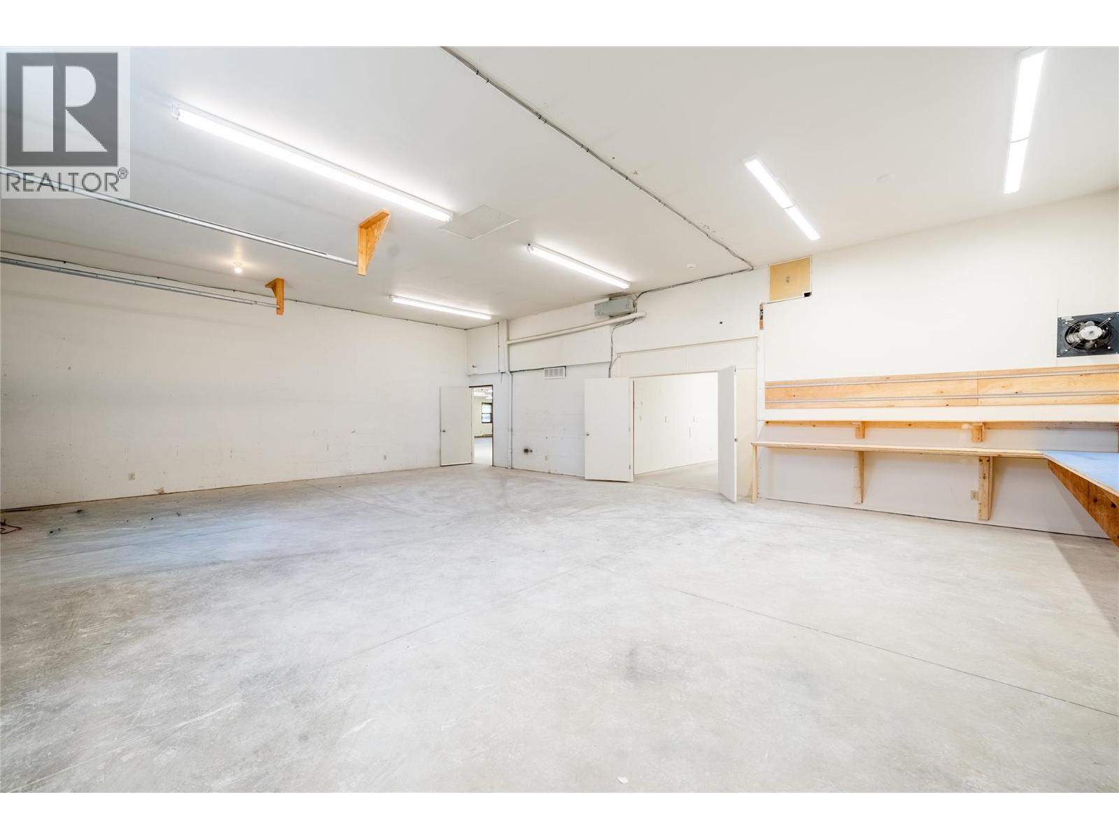  4901 Auto Road Southeast, Salmon Arm