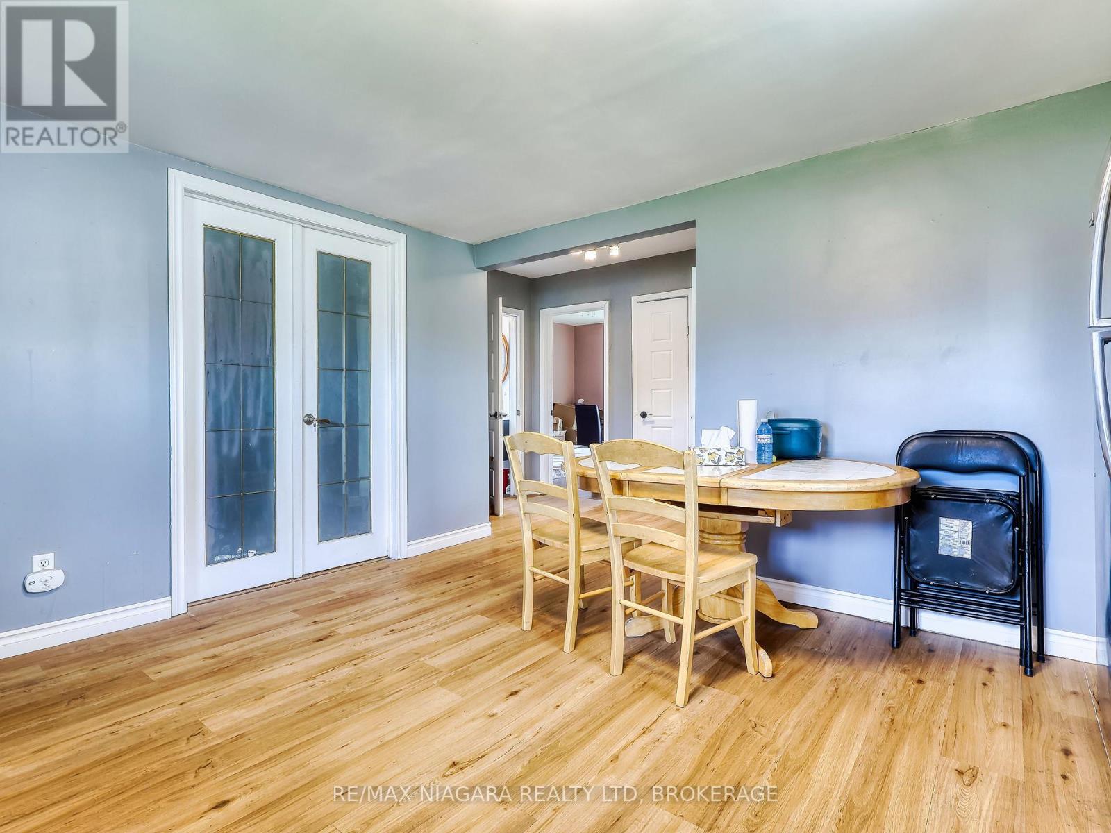 1377 MERRITTVILLE HIGHWAY - 10