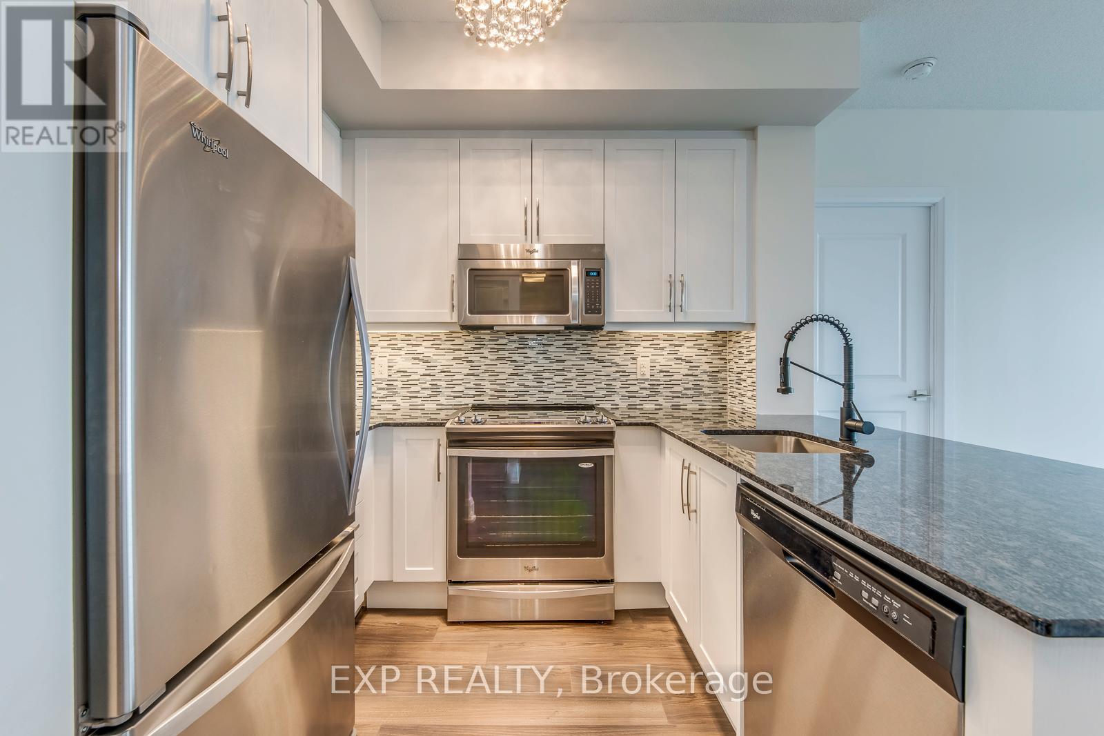 #1118 1 OLD MILL DRIVE - 16