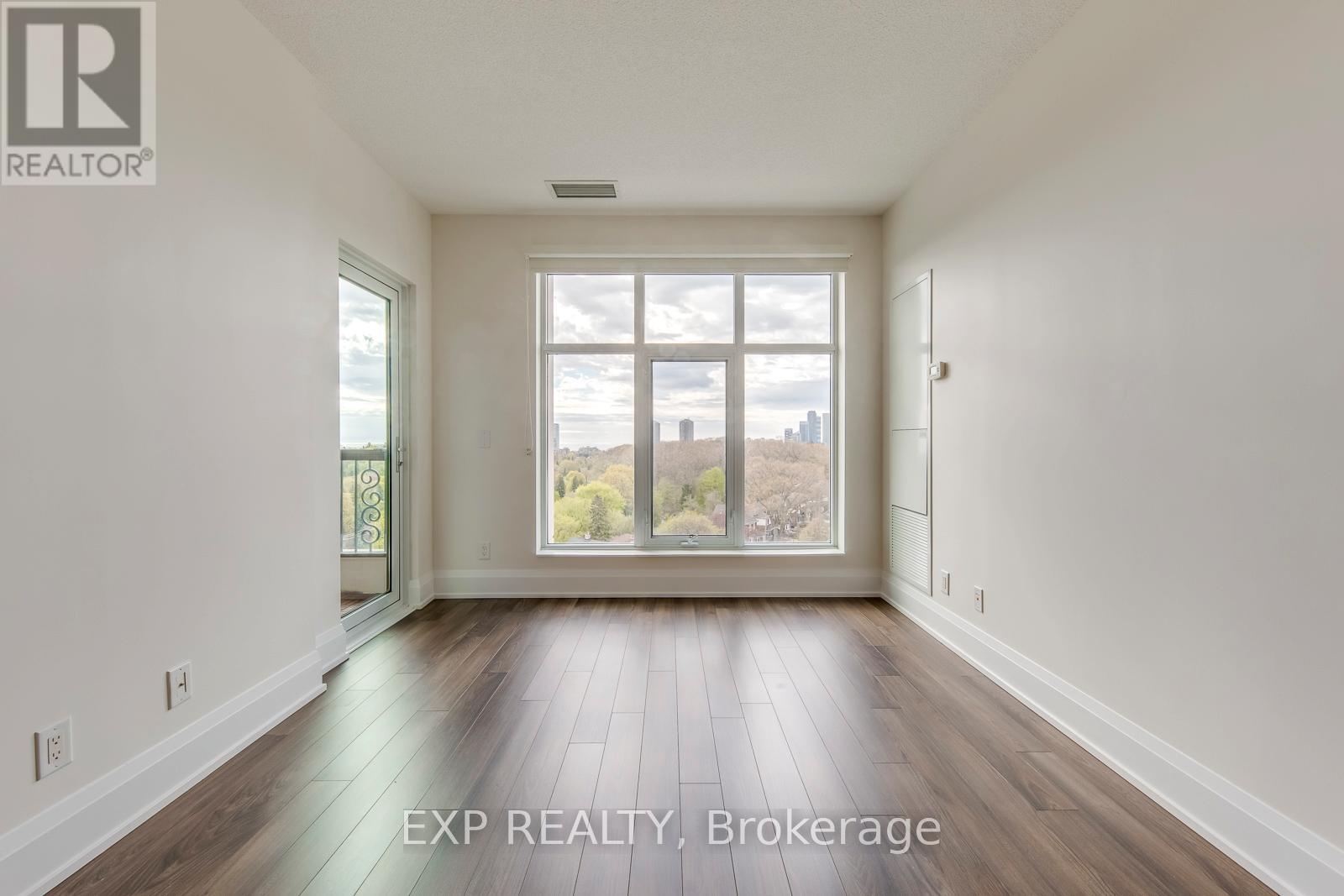 #1118 1 OLD MILL DRIVE - 28