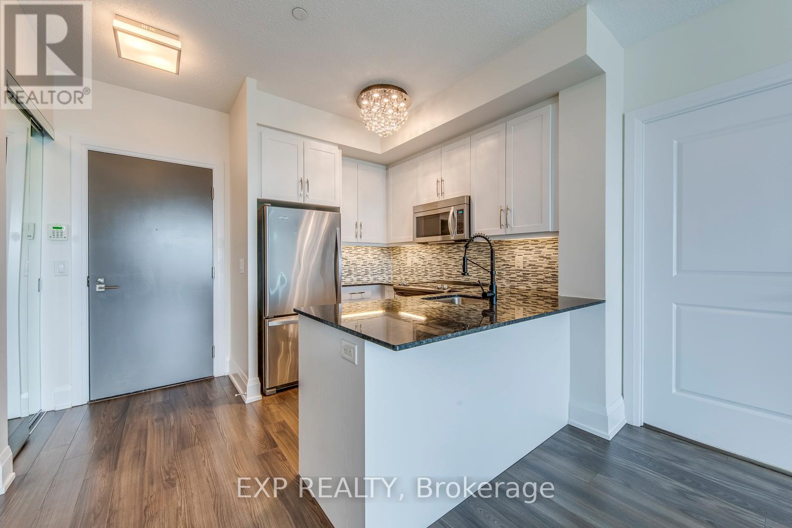 #1118 1 OLD MILL DRIVE - 20