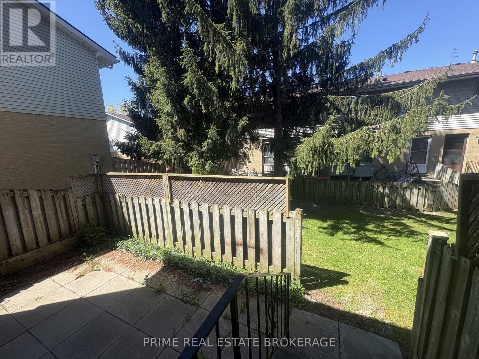 #58 35 WATERMAN AVENUE - 19