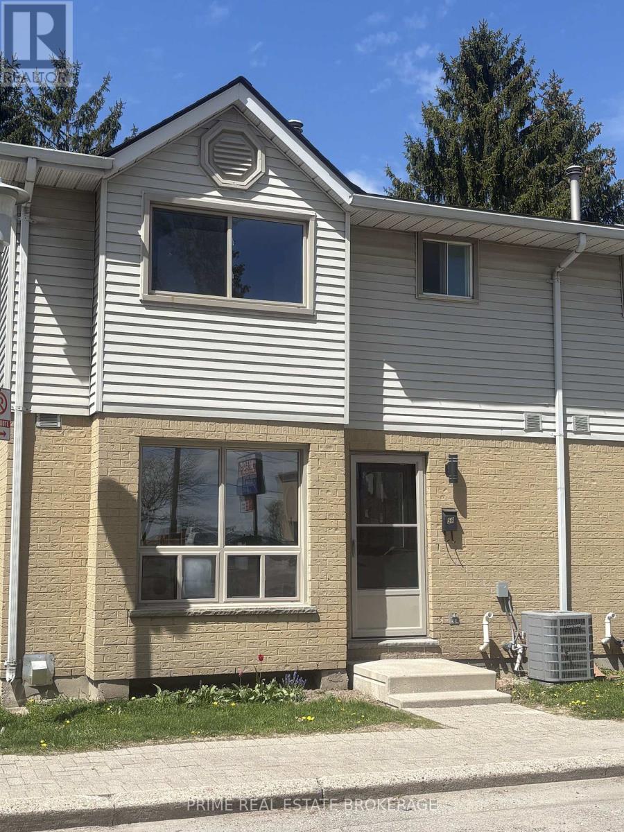 #58 35 WATERMAN AVENUE - 27