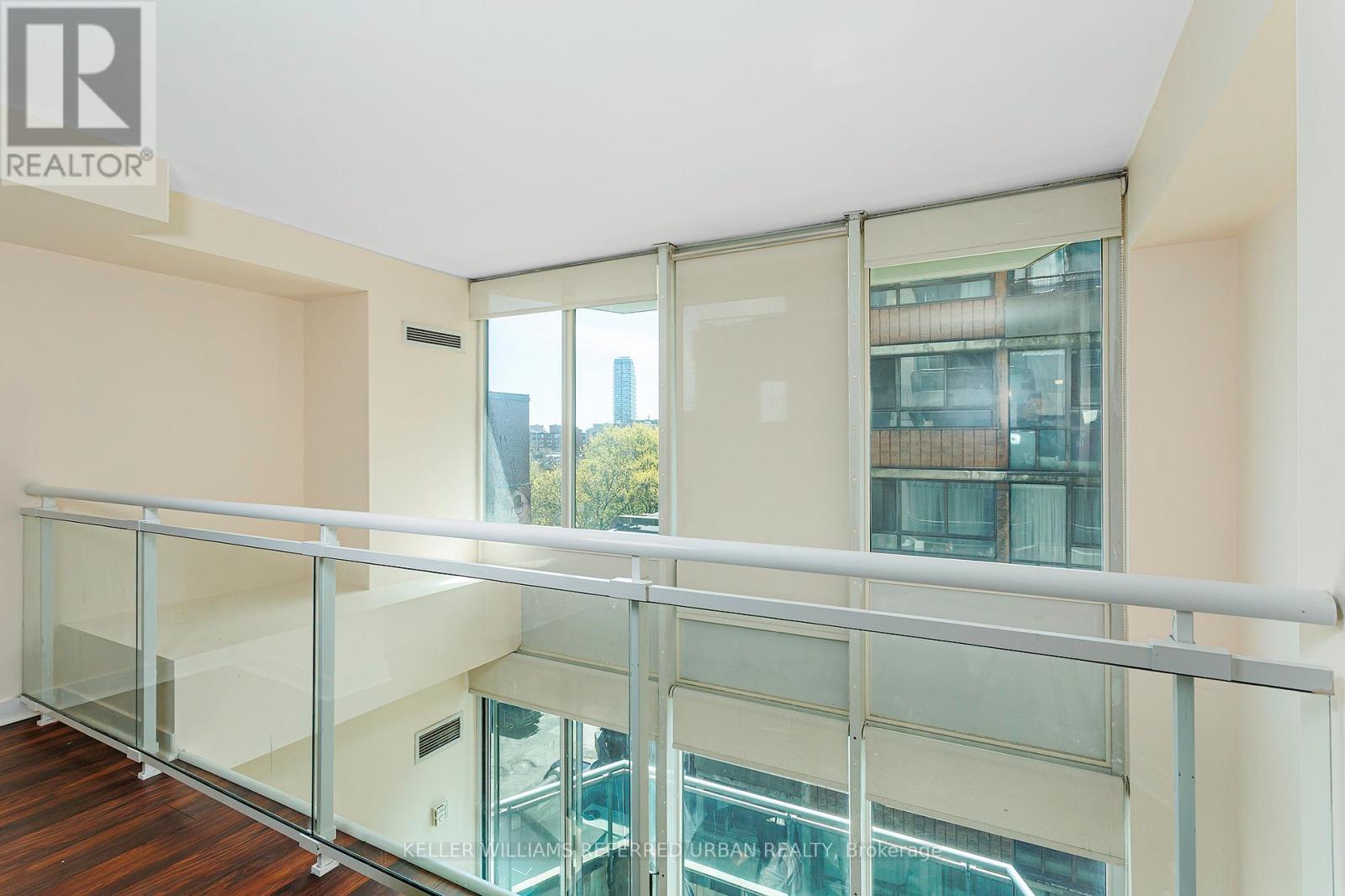#514 77 LOMBARD STREET - 12