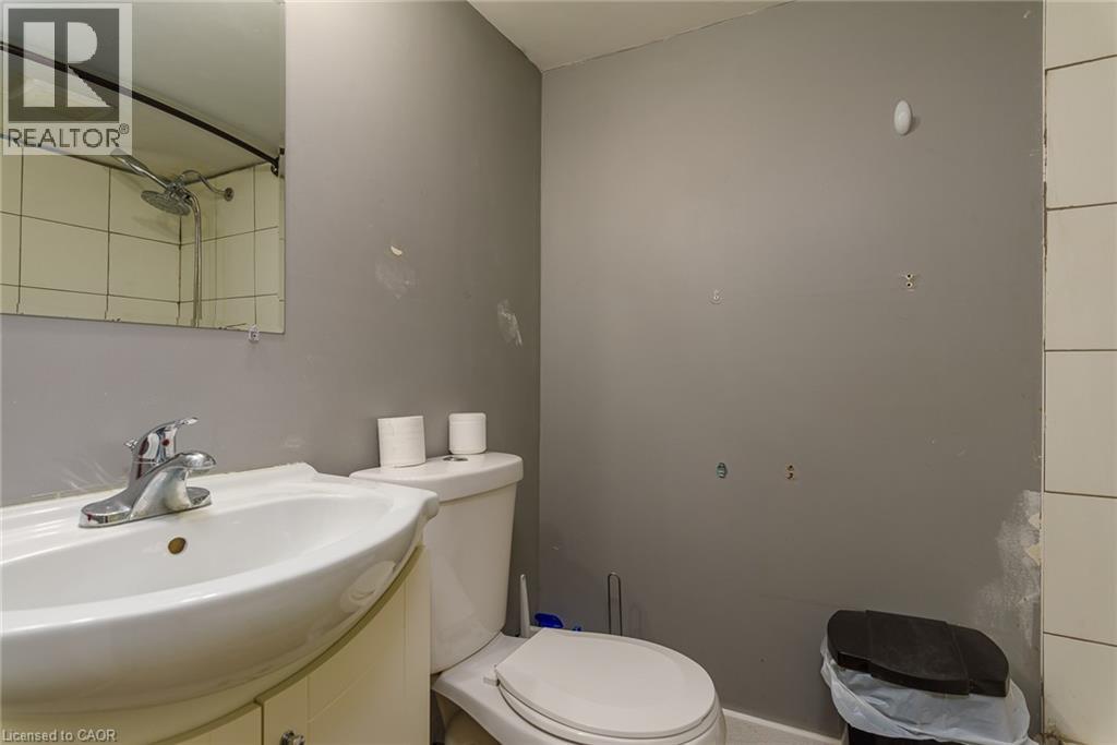 121 UNIVERSITY Avenue E Unit# 32, Waterloo, Ontario, N2J4J1 — Photo 35