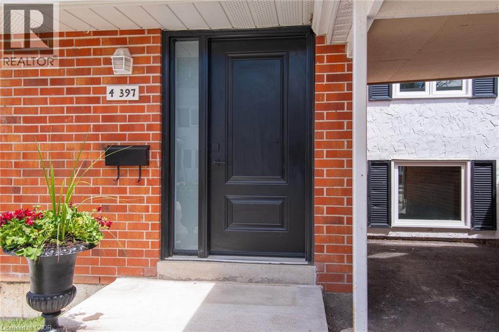 397 KEATS Way Unit# 4, Waterloo, Ontario, N2L5S7 — Photo 27