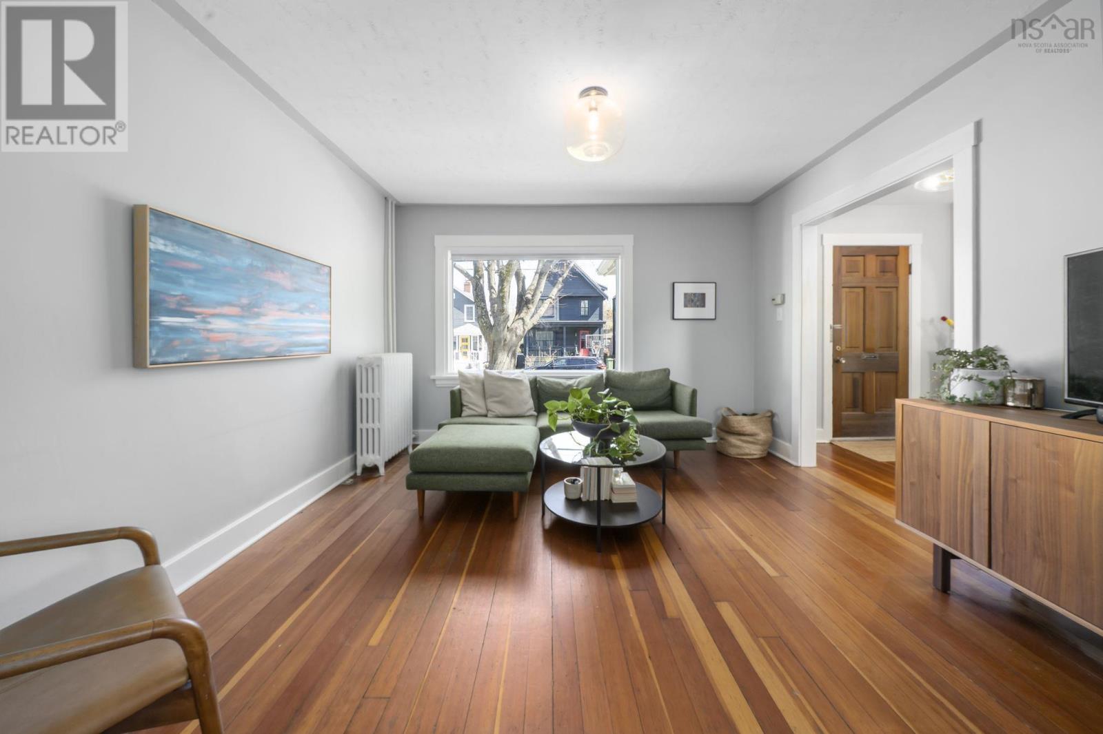 Property 33 of 50 of 6363 Seaforth Street