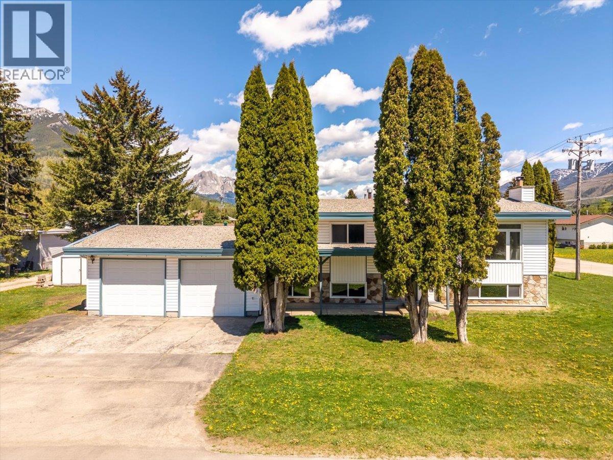 1201 10th Avenue, Fernie
