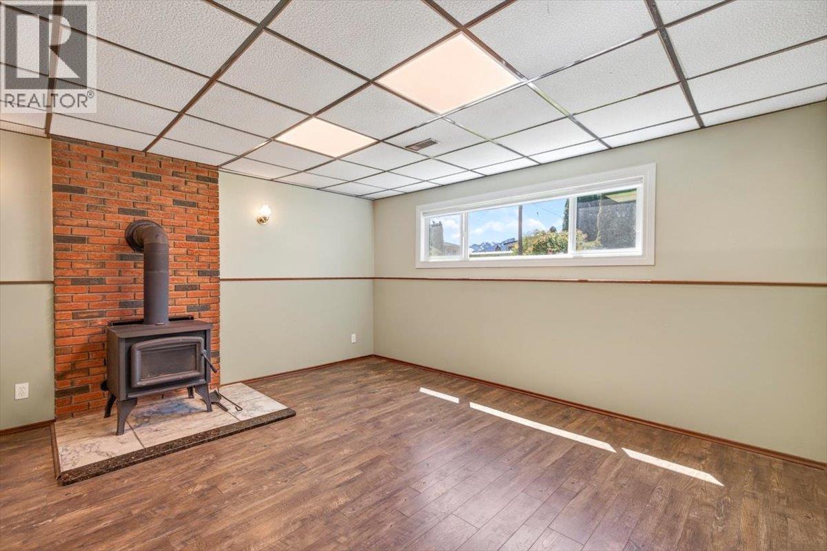 1201 10th Avenue, Fernie