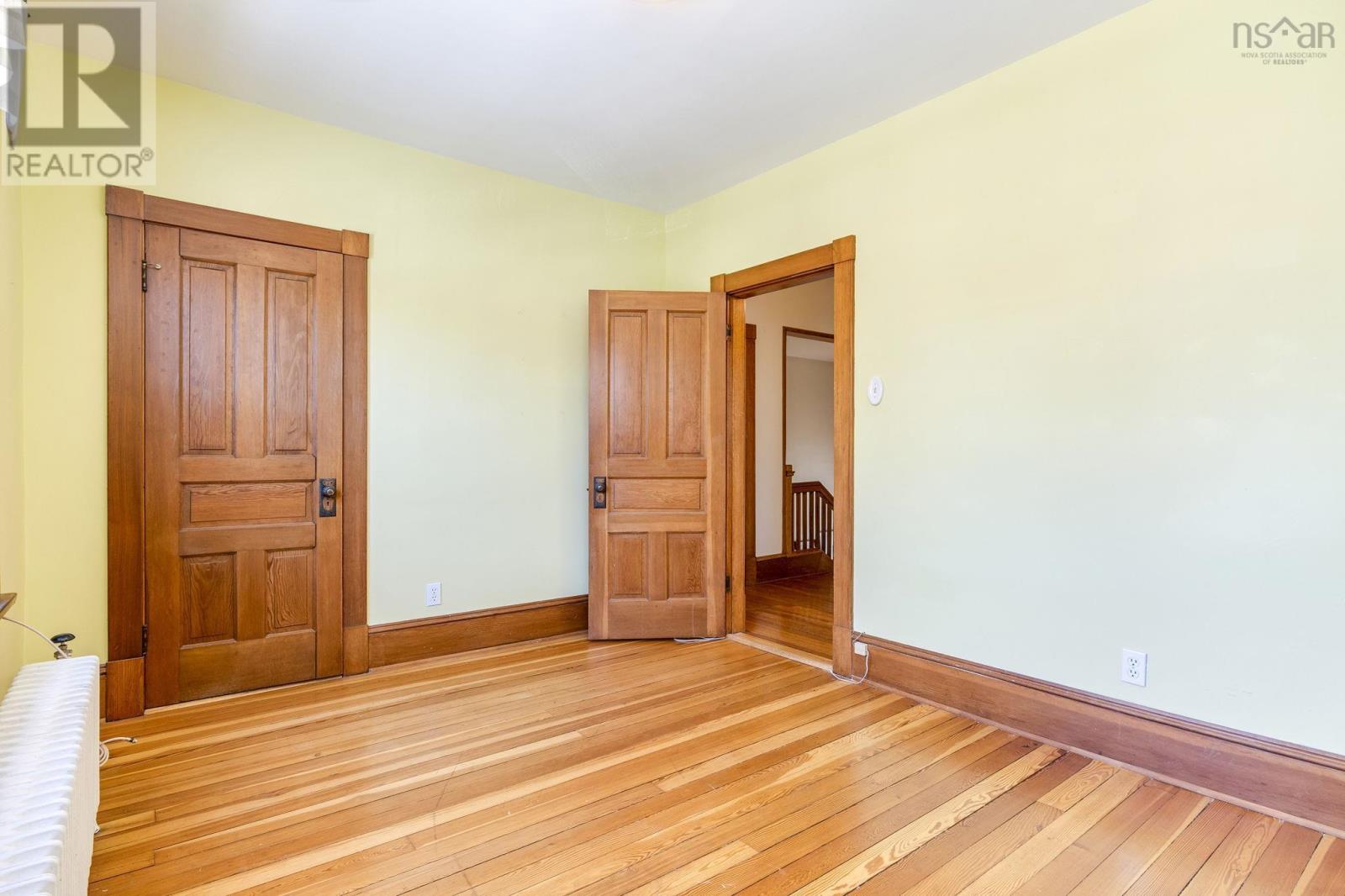 Property 34 of 47 of 2550 Dublin Street