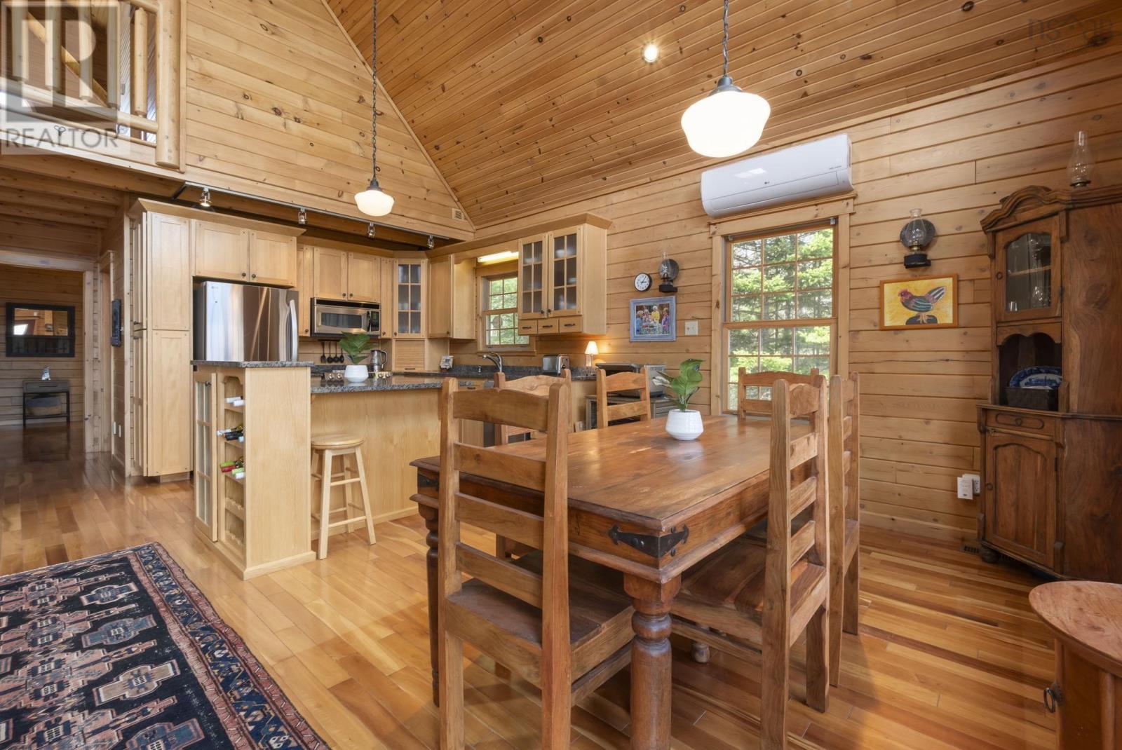 Property 32 of 47 of 670 Pioneer Drive