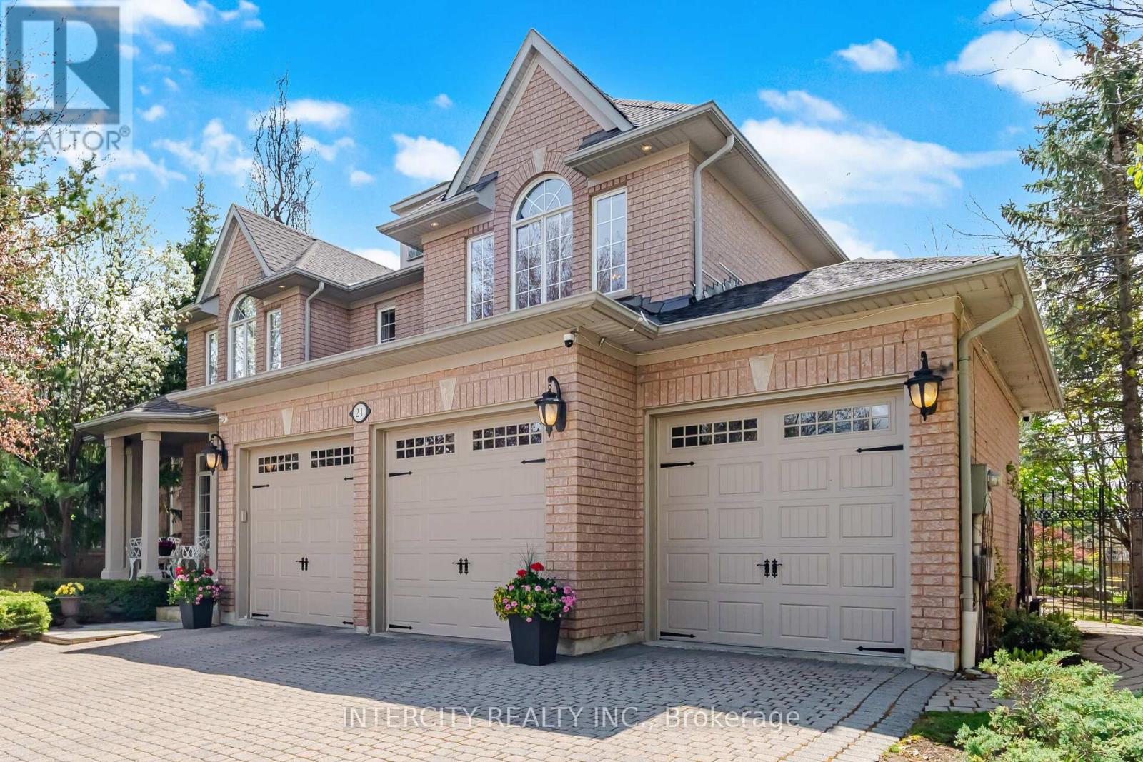 Photo of 21 CAPNER COURT