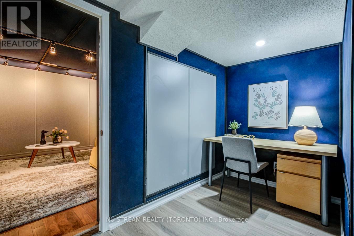 58 RIDEAU DRIVE - 38