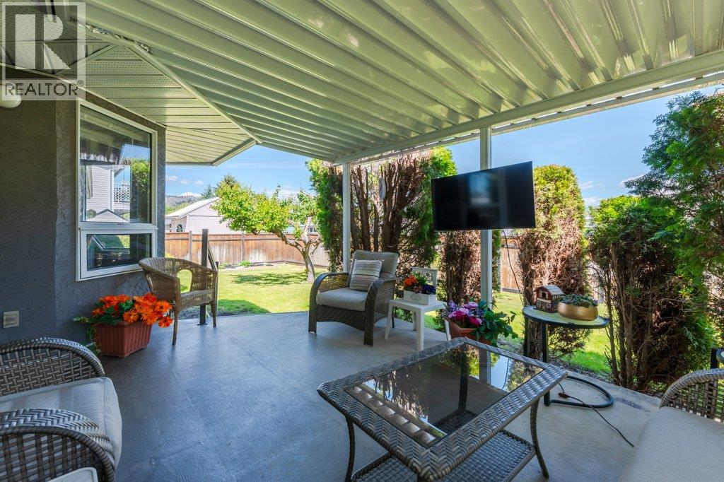 810 Merlot Avenue, Oliver