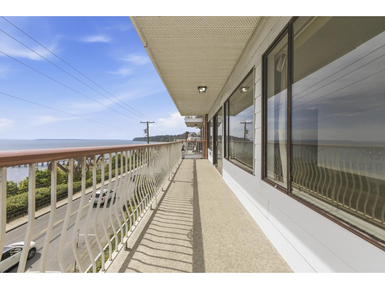202 15147 MARINE DRIVE