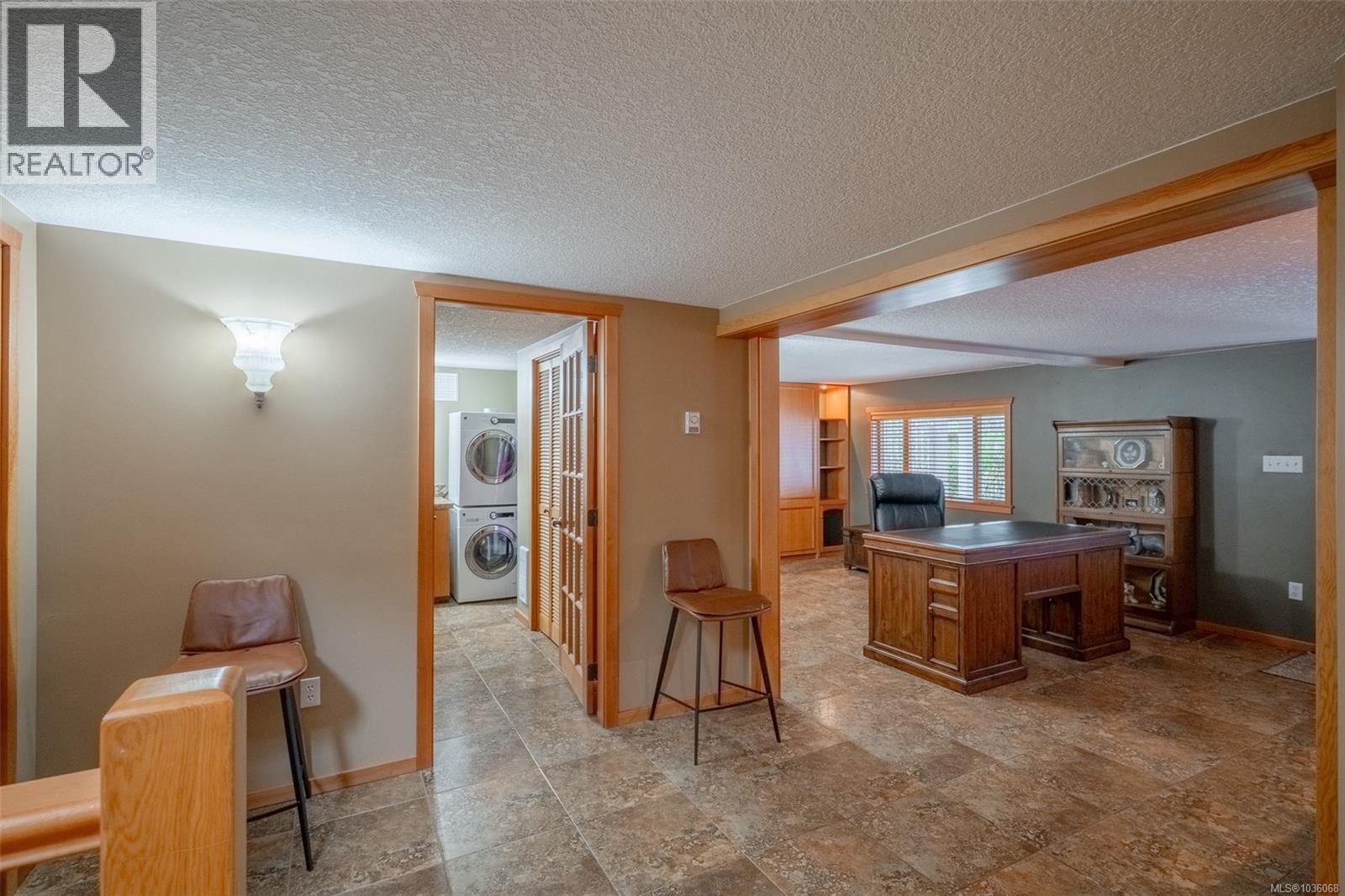437 Davis Rd - 27