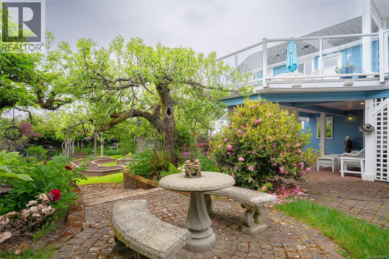 437 Davis Rd - 51