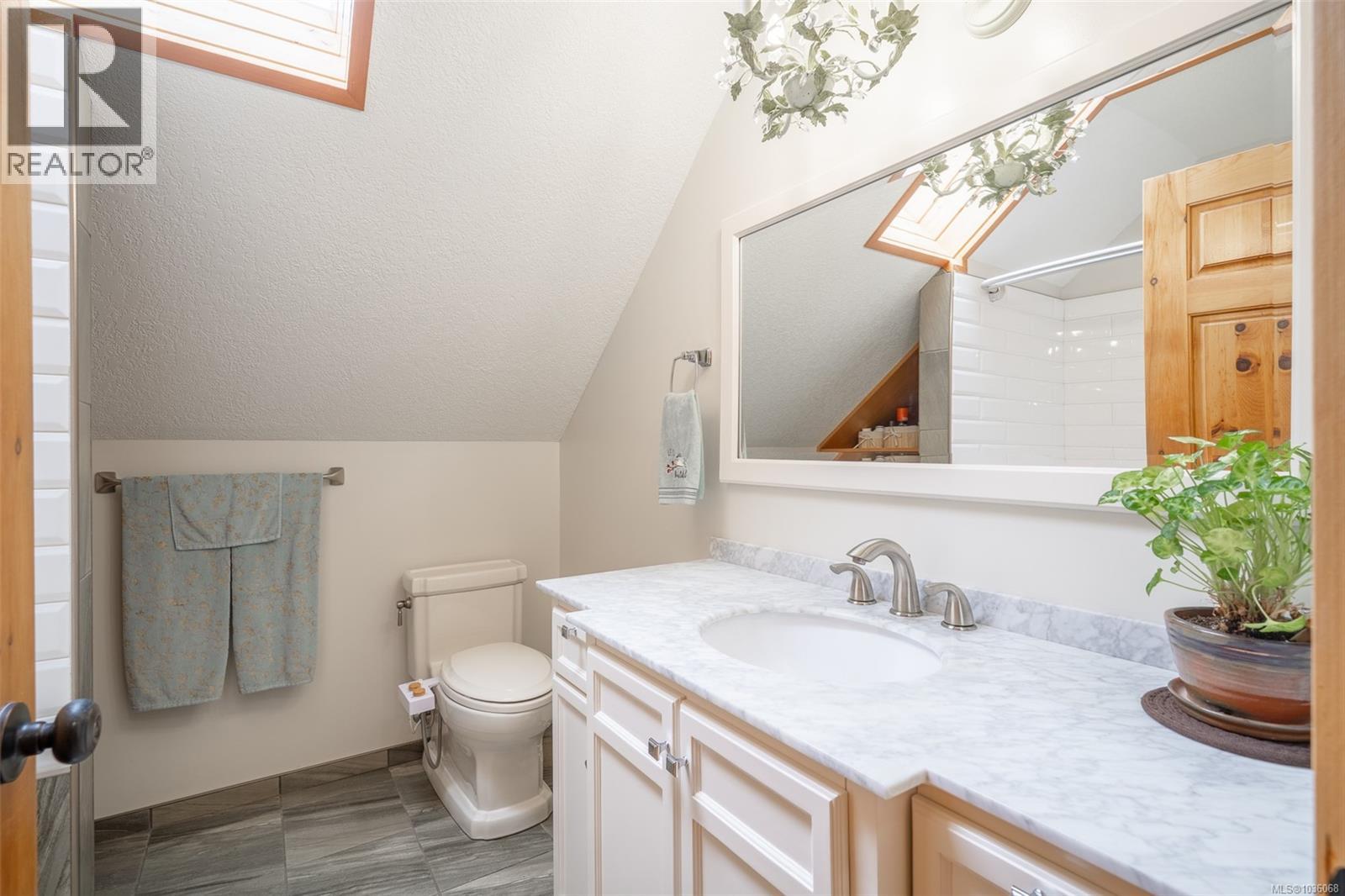 437 Davis Rd - 22