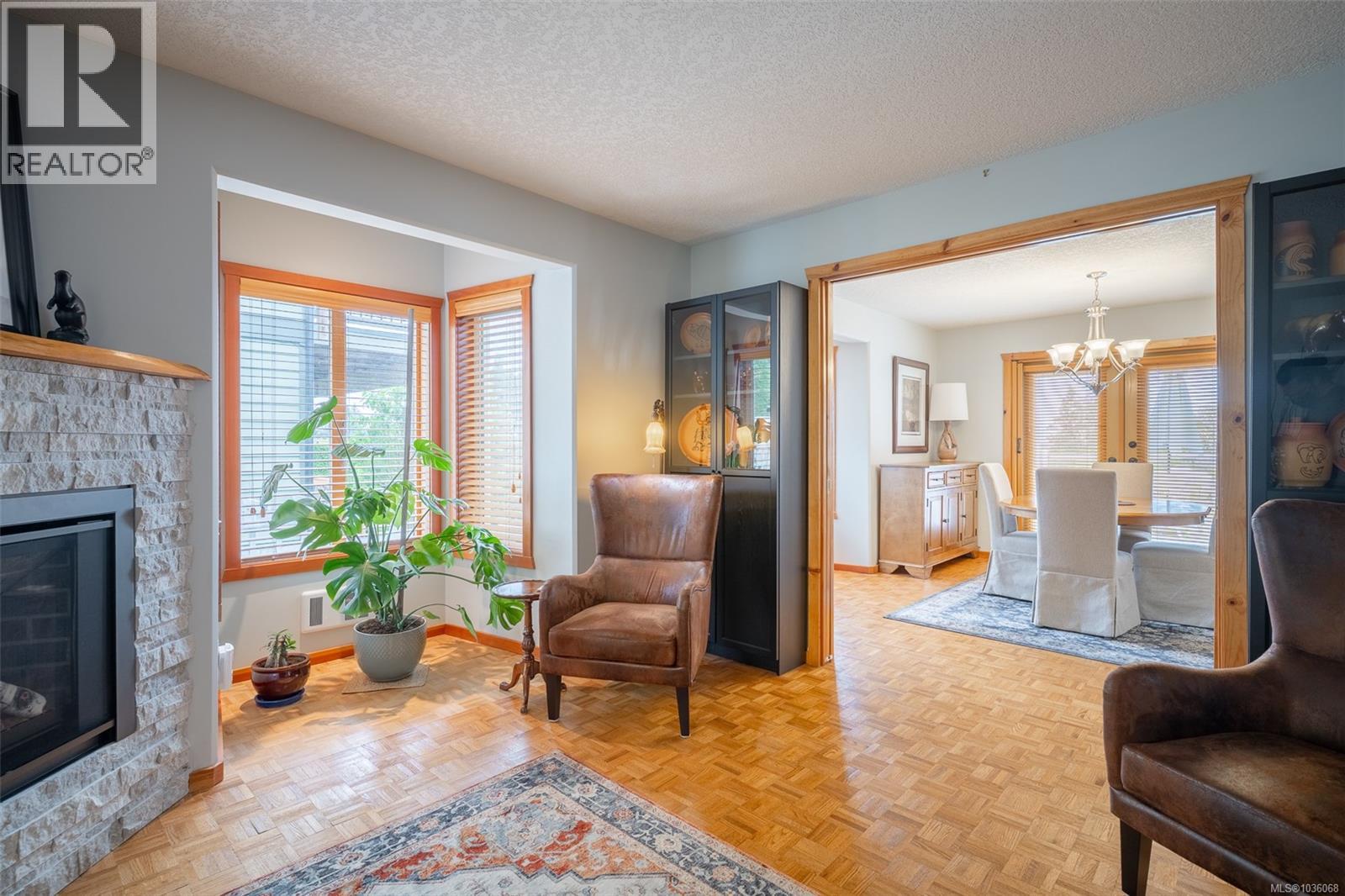 437 Davis Rd - 9