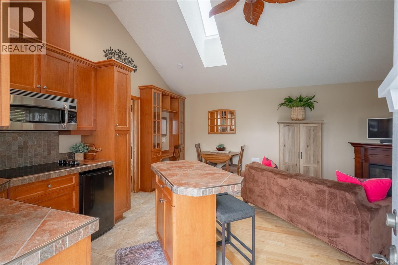437 Davis Rd - 34