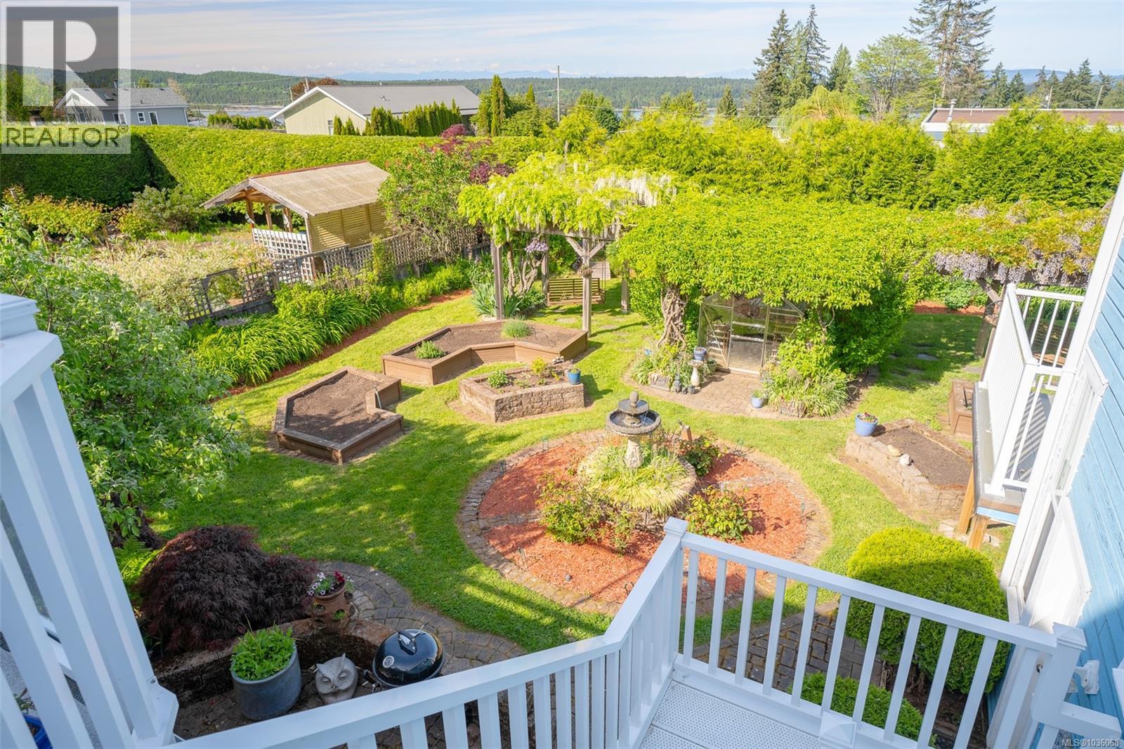 437 Davis Rd - 5