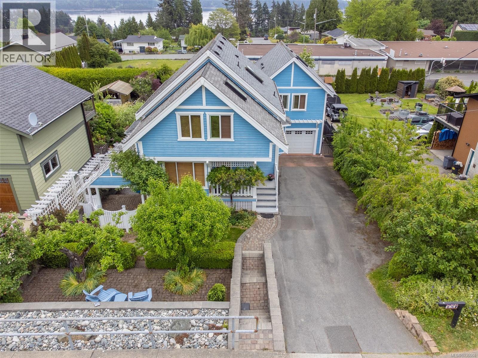 437 Davis Rd - 66