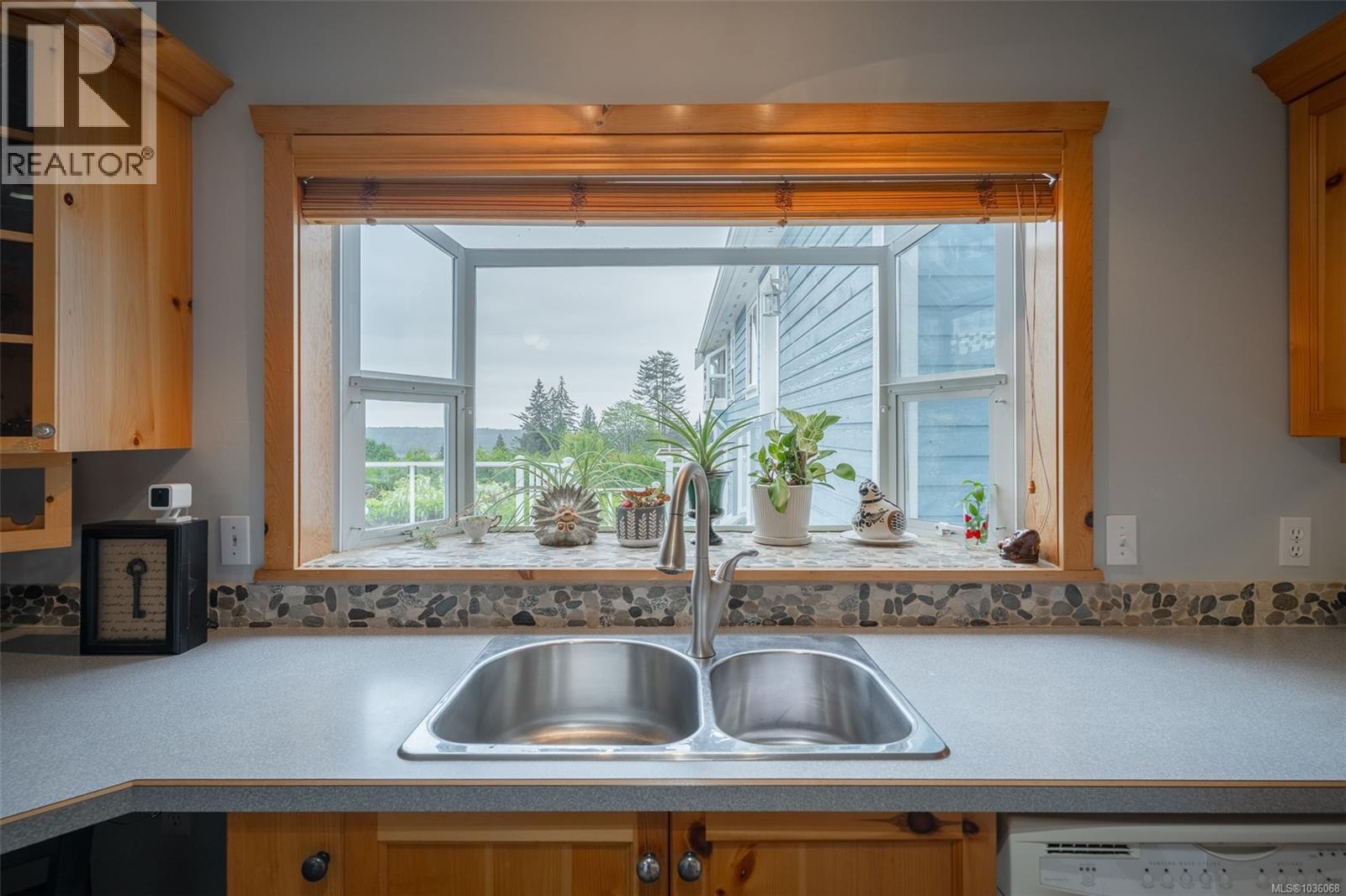 437 Davis Rd - 15