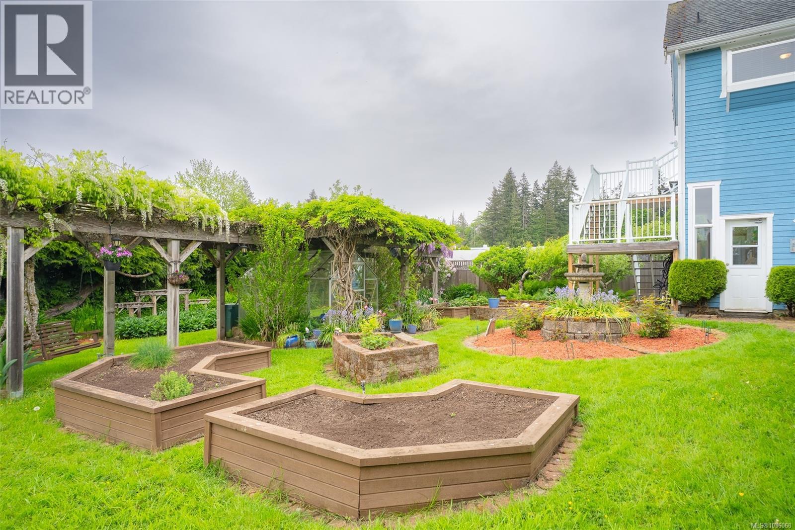 437 Davis Rd - 54
