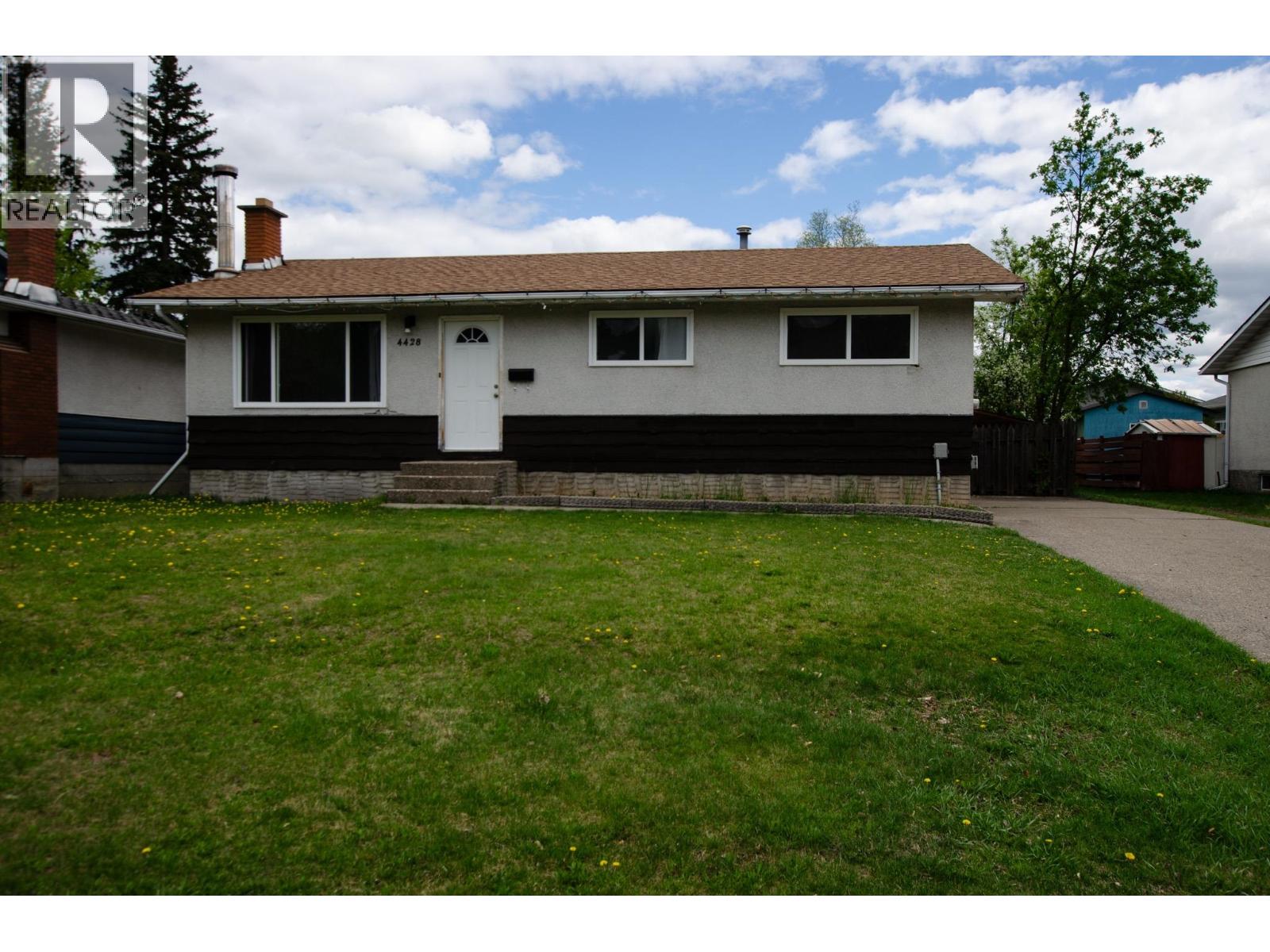 4428 URQUHART CRESCENT - 21