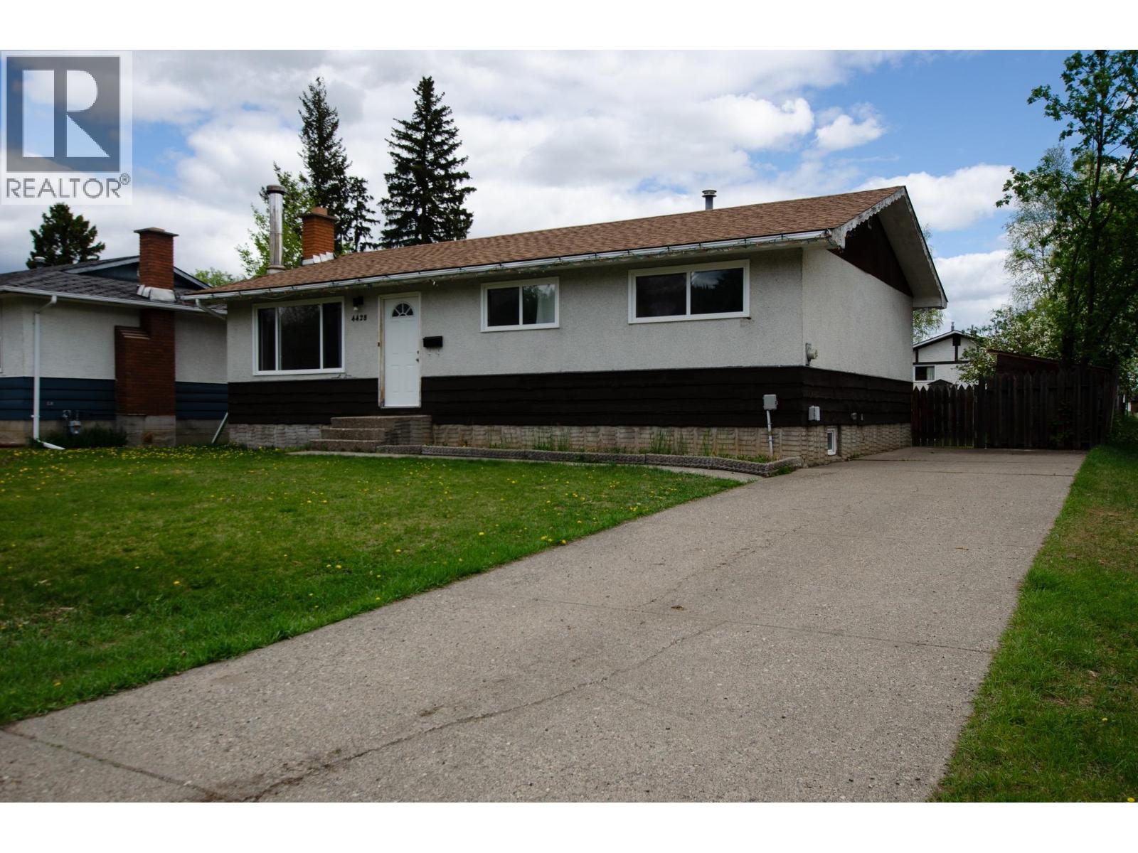4428 URQUHART CRESCENT - 22