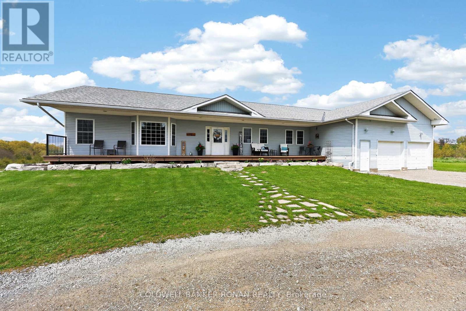 4886 15TH SIDE ROAD - 2