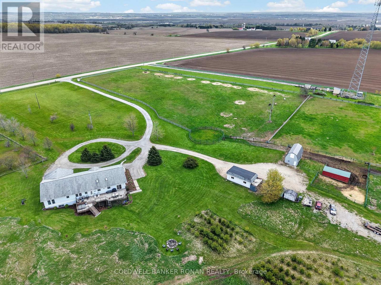 4886 15TH SIDE ROAD - 47