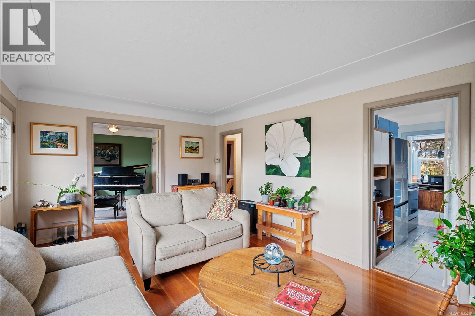 4029 Carey Rd - 9